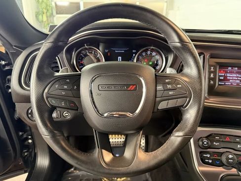 Used 2016 Dodge Challenger R/T RWD image 19