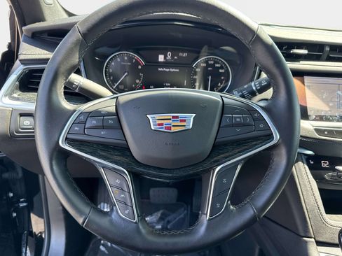 Used 2023 Cadillac XT5 Premium Luxury AWD/4WD image 13