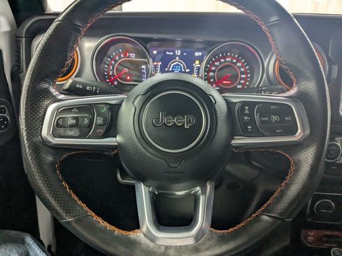 Used 2022 Jeep Gladiator Mojave w/ LED Lighting Group AWD/4WD image 13
