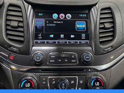 Used 2015 Chevrolet Impala LT w/ Convenience Package FWD image 17