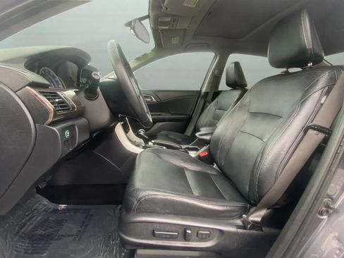 Used 2017 Honda Accord EX-L image 25