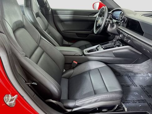 Certified 2021 Porsche 911 Carrera RWD image 31
