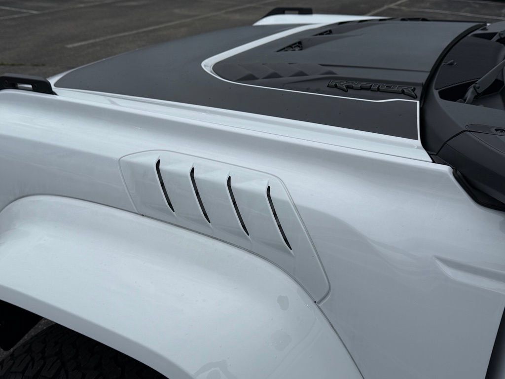 New 2025 Ford Bronco Raptor AWD/4WD image 35