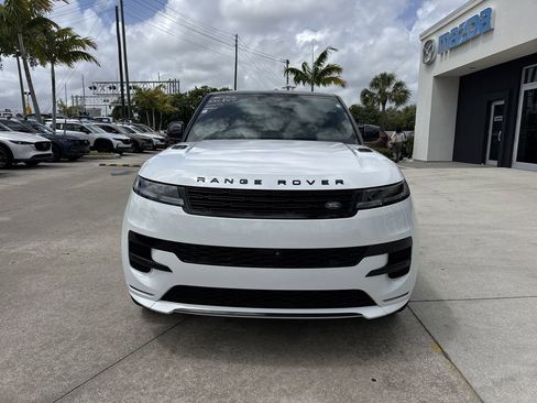 Used 2024 Land Rover Range Rover Sport Dynamic SE image 8