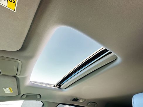 Used 2019 Honda Odyssey EX-L image 25