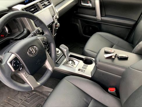 Used 2022 Toyota 4Runner TRD Sport w/ Technology Package AWD/4WD image 15