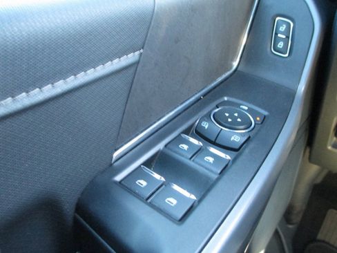 Used 2025 Ford F150 XLT w/ Equipment Group 302A MID image 26