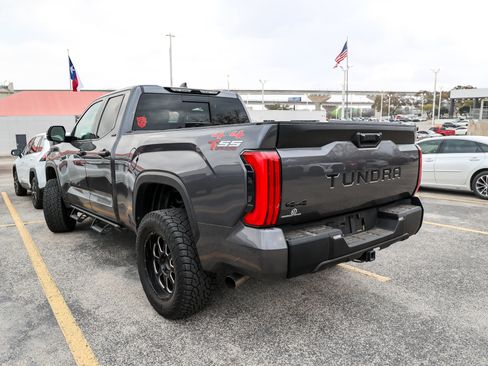 Used 2022 Toyota Tundra SR5 image 9