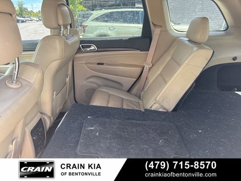 Used 2018 Jeep Grand Cherokee Limited AWD/4WD image 23