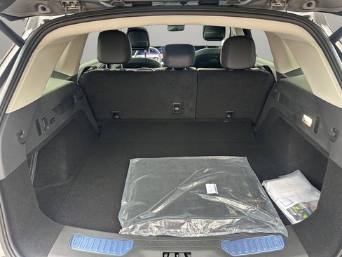 New 2026 Lincoln Nautilus Reserve w/ Jet Appearance Package image 11