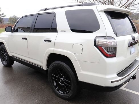 Used 2020 Toyota 4Runner Nightshade image 10