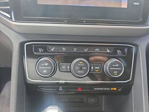 Used 2023 Volkswagen Atlas Cross Sport SEL R-Line AWD/4WD image 14