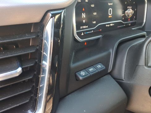 Used 2023 GMC Sierra 1500 Denali w/ Technology Package AWD/4WD image 20