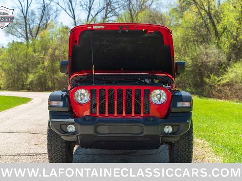 Used 2020 Jeep Gladiator Sport w/ Technology Group image 34