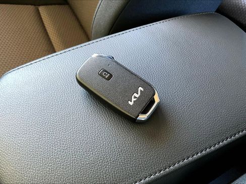 Used 2024 Kia Soul S image 33