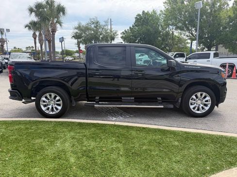 Used 2025 Chevrolet Silverado 1500 Custom RWD image 3