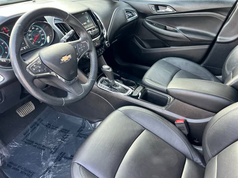 Used 2017 Chevrolet Cruze Premier w/ RS Package image 11