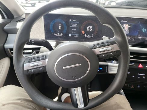 Used 2025 Hyundai Sonata SEL FWD image 6