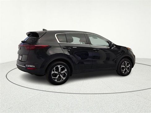 Used 2021 Kia Sportage LX image 8