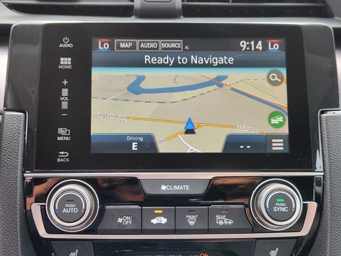 Used 2016 Honda Civic Touring image 12