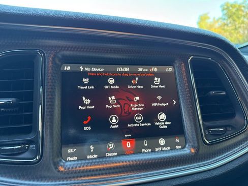 Used 2018 Dodge Challenger SRT Hellcat image 29