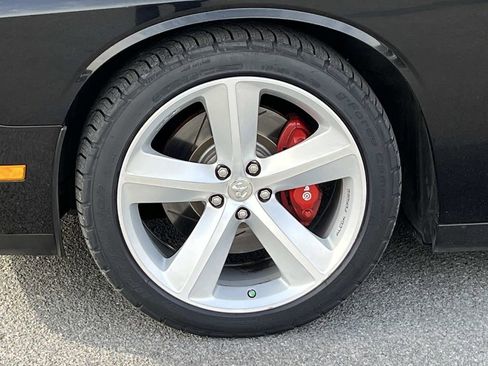 Used 2010 Dodge Challenger SRT8 w/ SRT Option Group II image 11