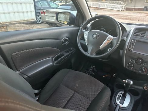 Used 2019 Nissan Versa SV image 21