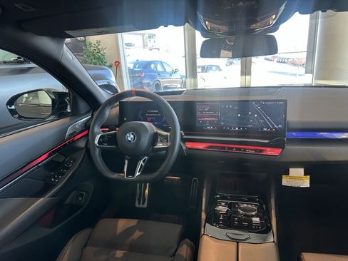 Used 2024 BMW i5 M60 w/ Executive Package image 21