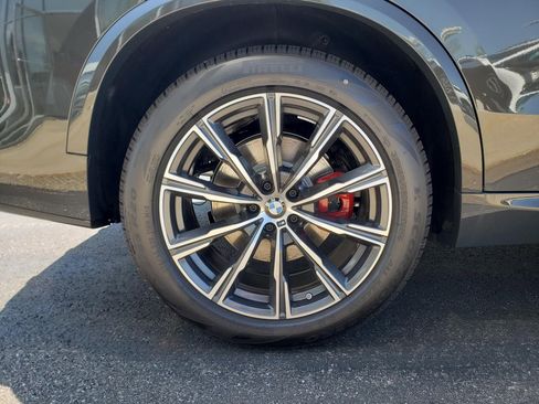 New 2026 BMW X5 xDrive40i w/ M Sport Package AWD/4WD image 29