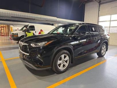 Used 2020 Toyota Highlander LE