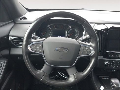Used 2022 Chevrolet Traverse RS image 12