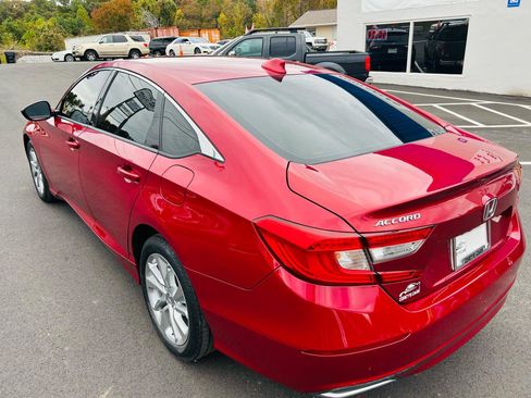 Used 2019 Honda Accord LX image 3