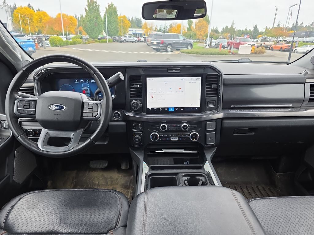 Used 2025 Ford F350 Lariat w/ Lariat Ultimate Package AWD/4WD image 16