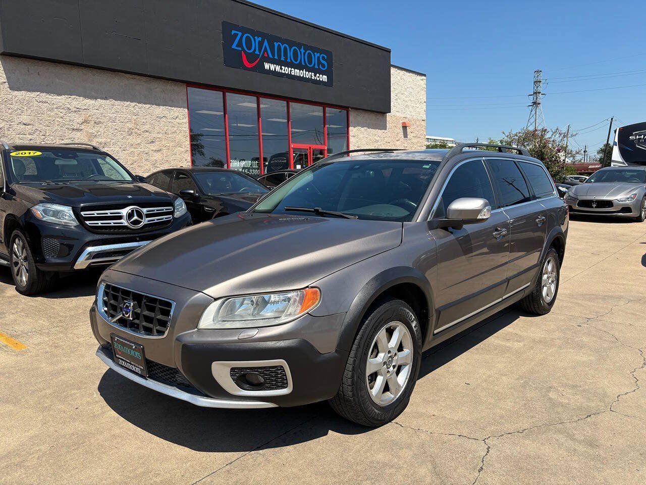Used 2010 Volvo XC70 3.2 AWD/4WD image 2