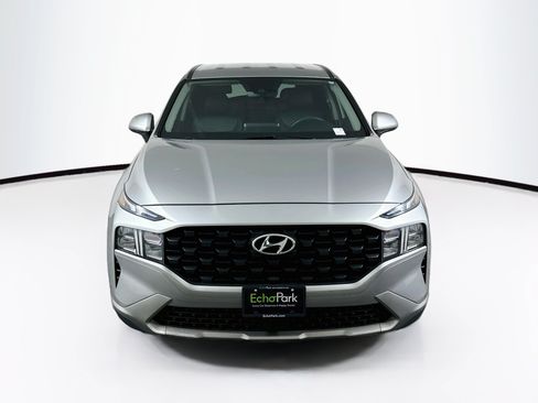 Used 2023 Hyundai Santa Fe SE FWD image 2