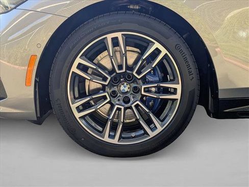 Used 2026 BMW 530i xDrive AWD/4WD image 7