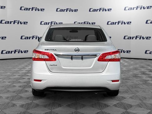 Used 2015 Nissan Sentra S FWD image 4