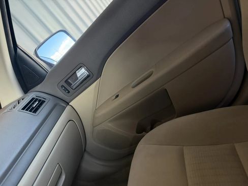 Used 2007 Ford Fusion SE FWD image 29
