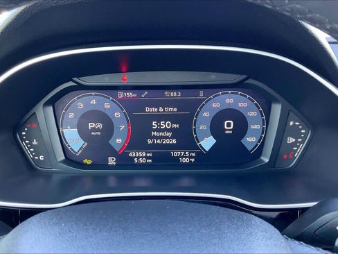 Used 2025 Audi Q3 2.0T Premium AWD/4WD image 25