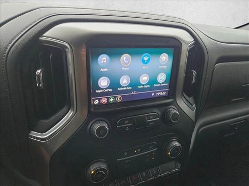 Used 2020 Chevrolet Silverado 1500 LT Trail Boss w/ Bed Protection Package AWD/4WD image 19
