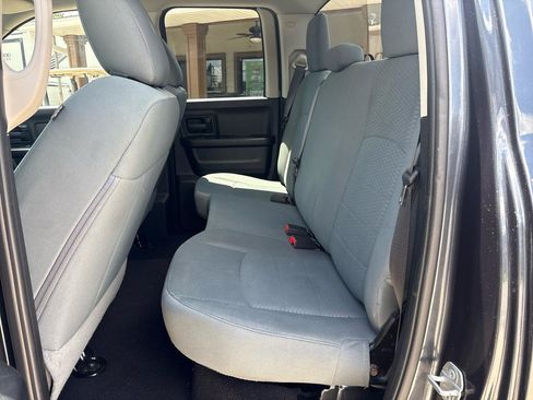 Used 2019 RAM 1500 Express w/ Express Value Package AWD/4WD image 15