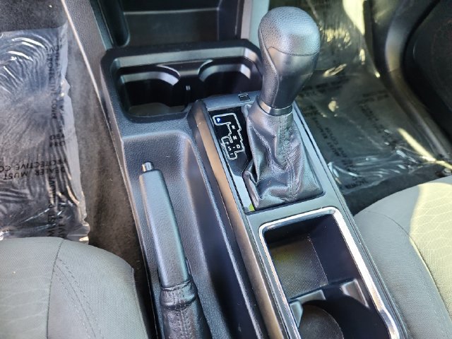 Used 2018 Toyota Tacoma SR RWD image 19