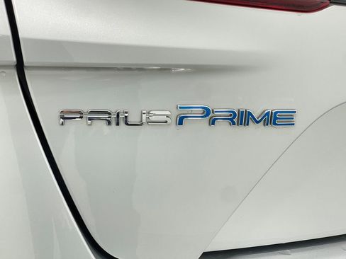 Used 2020 Toyota Prius Prime image 36