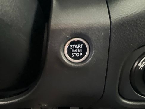 Used 2024 Nissan Frontier SV w/ Hardbody Edition AWD/4WD image 54