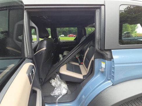 Used 2023 Ford Bronco Wildtrak AWD/4WD image 29