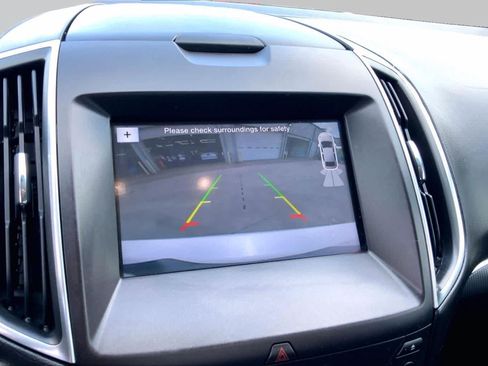 Used 2016 Ford Edge Titanium w/ Equipment Group 301A FWD image 25