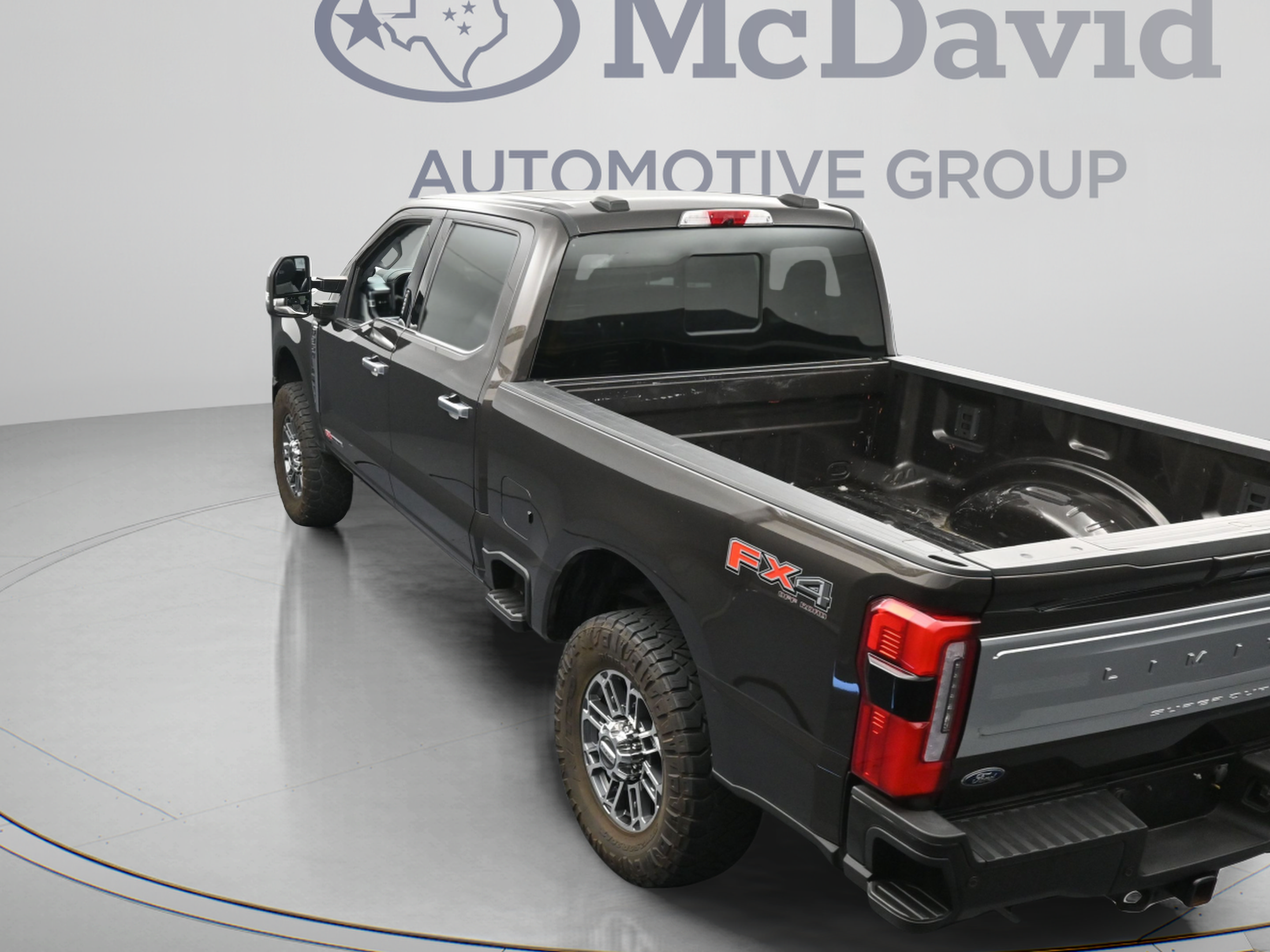Used 2024 Ford F350 Limited w/ FX4 Off-Road Package AWD/4WD image 38