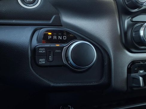 Used 2024 RAM 2500 Big Horn w/ Bed Utility Group image 9