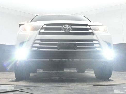 Used 2019 Toyota Highlander Limited AWD/4WD image 46
