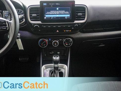Used 2021 Hyundai Venue SE FWD image 23